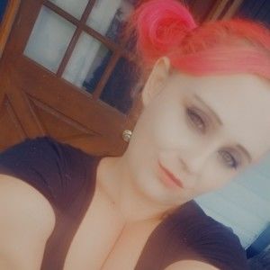 Meet your Posher, Karissa